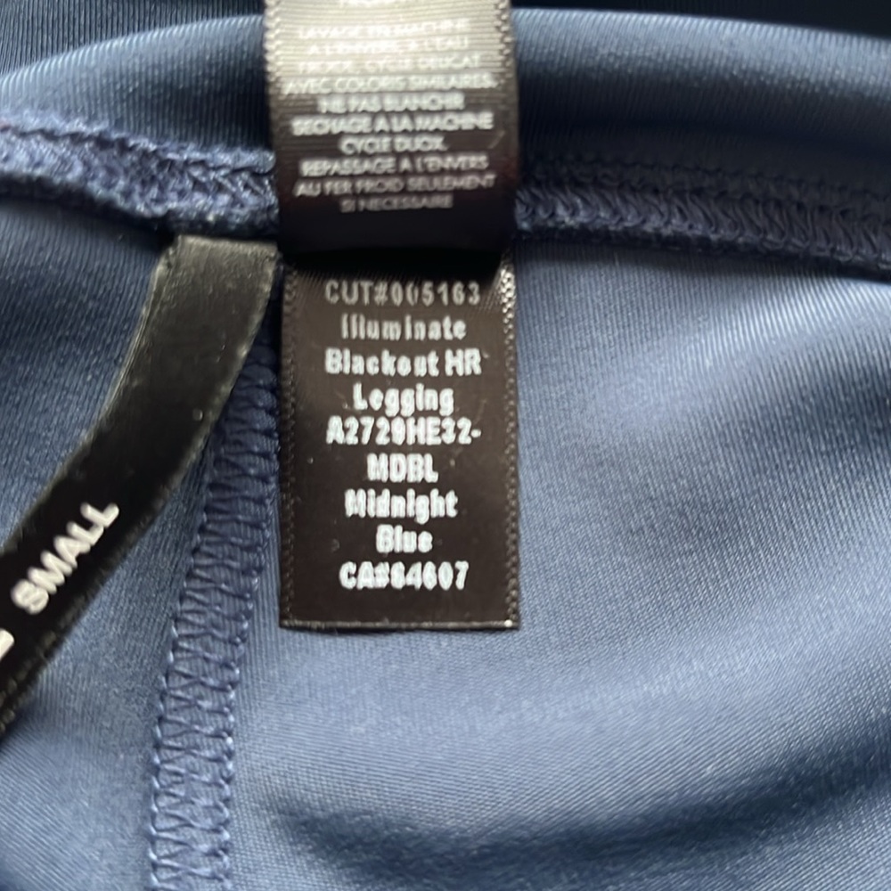 Koral illuminate blackout HR leggings - Picture 8 of 12